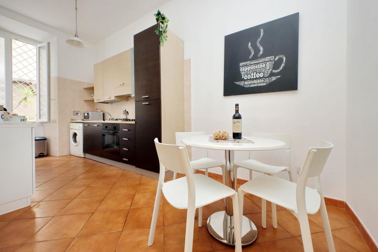 Cozy Domus Apartment - Рим Екстер'єр фото